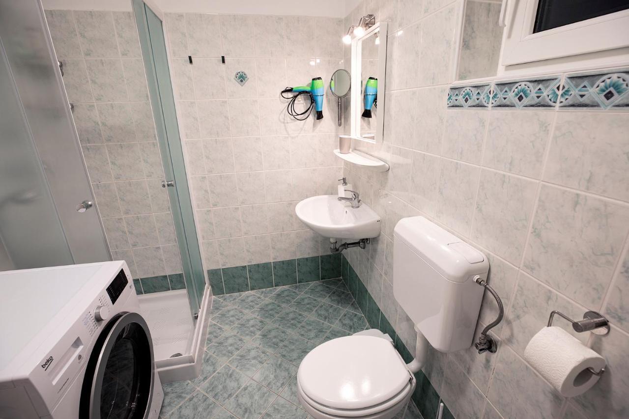 Apartma Categorical Portorož Buitenkant foto